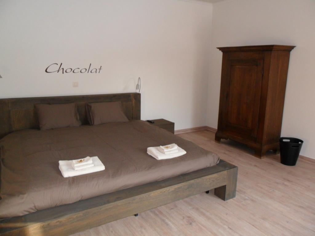 B&B Caramel Turnhout Rum bild